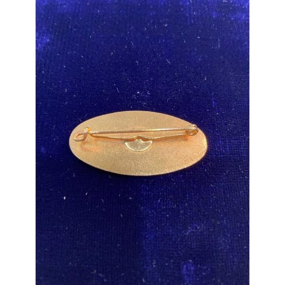Vintage ORLANE Gold Tone and White Enamel Employee Pin Brooch Rare HTF - Picture 3 of 4